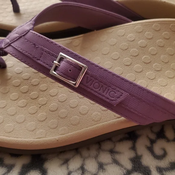 Vionic Sandals - Picture 4 of 4